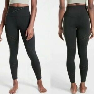 Athleta It's A Wrap 7/8 Ankle Leggings Women's small Black Gym Yoga Athletic